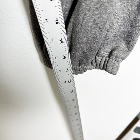 The North Face Women's Cropped Joggers Fleece Capri Sweatpants sz S - Picture 8 of 8